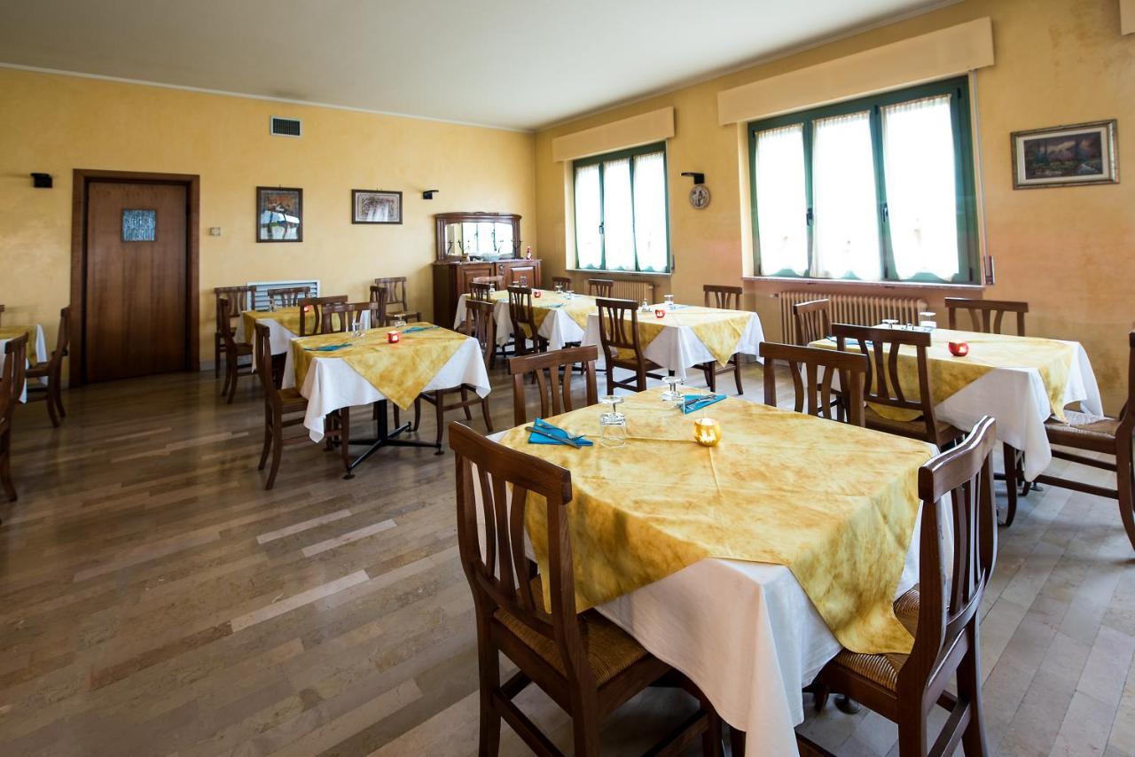 Albergo La Rovere Roverbella Zewnętrze zdjęcie